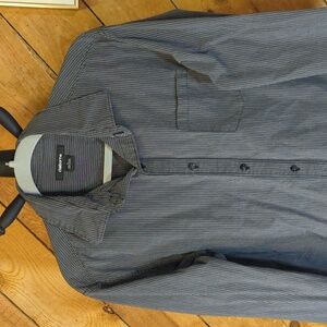 Men's Large Claiborne button front shirt L business top